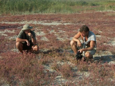 Ochutnávka slanorožce s Davidem Storchem na výletě do delty Dunaje, Rumunsko, 2005, foto: Radka Reifová