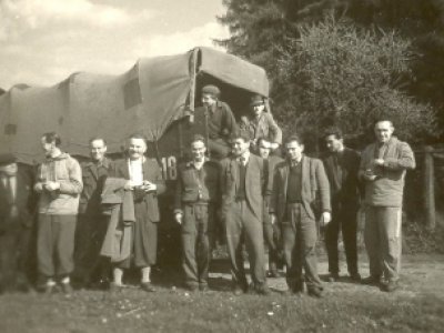 - Josef Kunský (fourth from the left) during an excursion in the vicinity of Teplice Rocks source: archive of Dr. Jiří Novotný