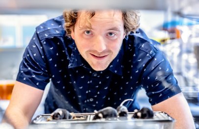 Jan Dobeš Awarded Prestigious ACTERIA Early Career Prize in Immunology