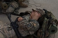 Spánek je nenahraditelnou biologickou potřebou člověka...nebo nahraditelnou? Zdroj: Flickr.com, U.S. Army Cadet Command (Army ROTC)